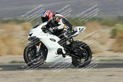 media/Oct-30-2025-Racers Edge (Thu) [[dabbdaf680]]/2-A Group/Session 2 Turn 14 Exit/